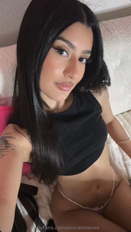 Amiramoonxo pornstar beautiful pics