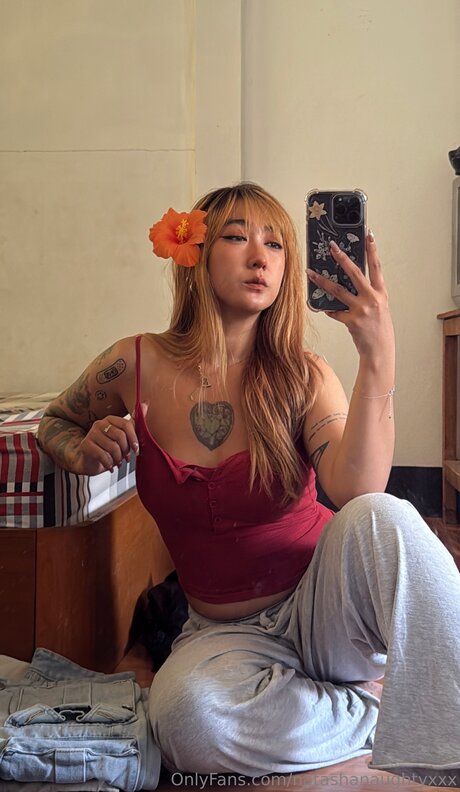 Natashanaughtyxxx pornstar gallery