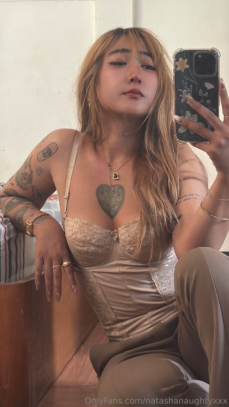 Natashanaughtyxxx sexy actress picture