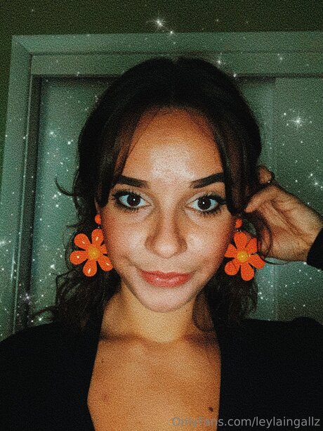 Leylaingallz model sexy pic