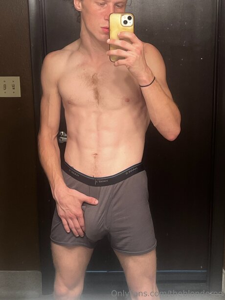 Theblonderod pornstar sex photos