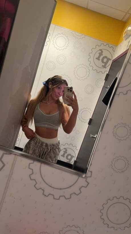 Brookeeebabe model free images