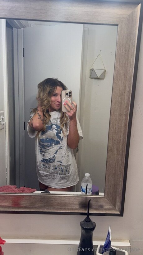 Brookeeebabe hot model archive