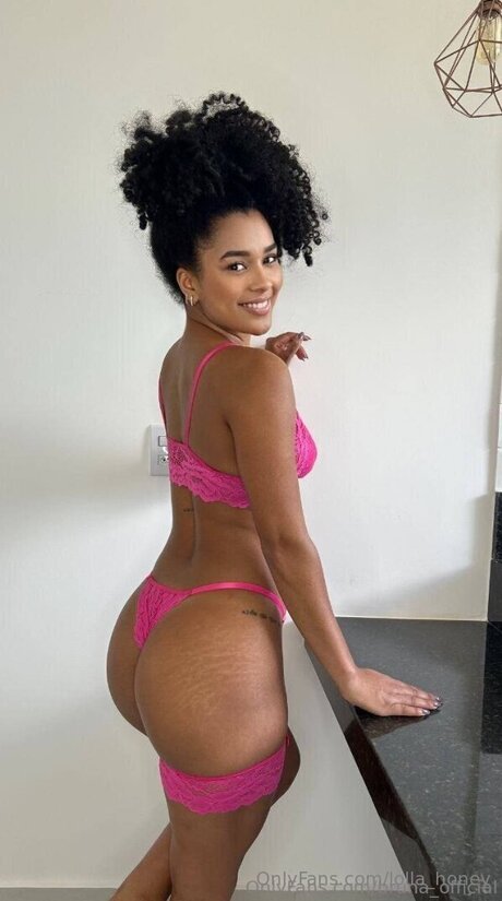 Lolla Honey beautiful pornstar photos