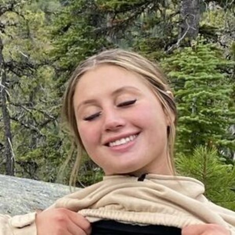 Barista Barbie porn star galleries