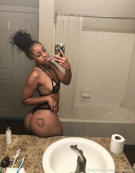 lalacakes star adult gallery