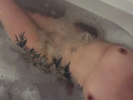 curvy xxx onlyfans hot picture