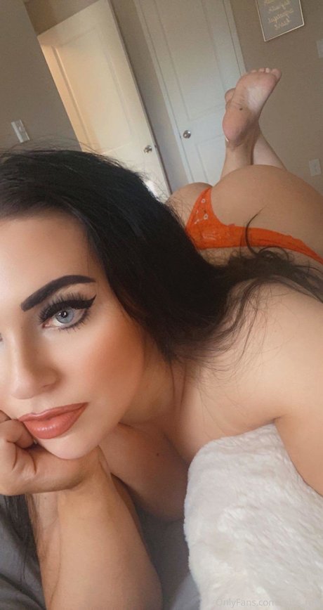 Miss milf pornographic star img