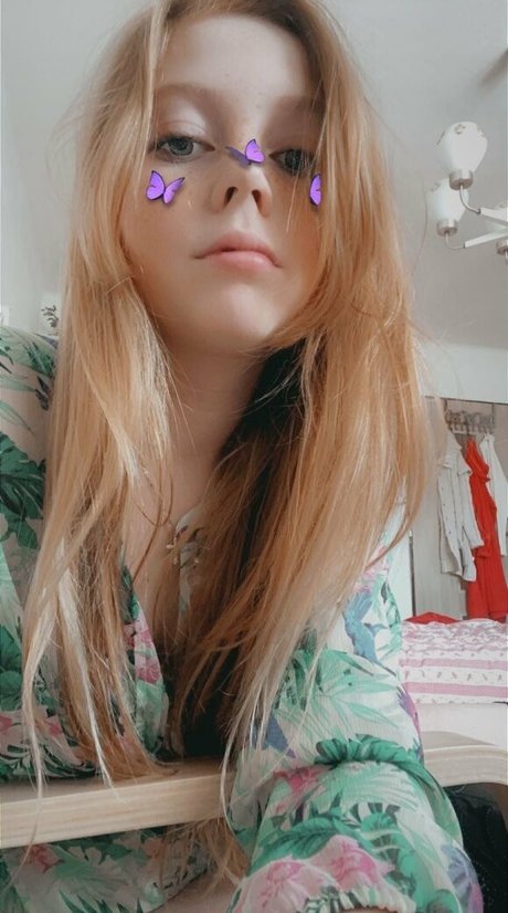 Innocentangelinavip model hd img