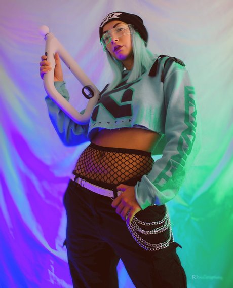 RhiCosplay sexy actress image
