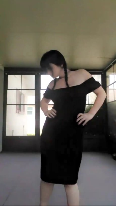 Kikimaumau model free gallery