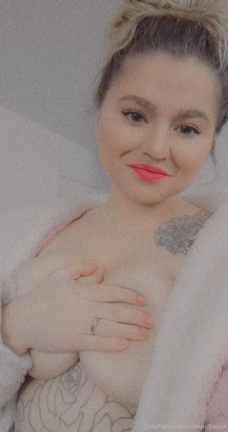Claudia Lussier xxx star photos