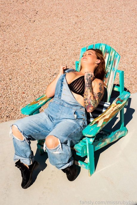 Miss Ruby Blu free actress img