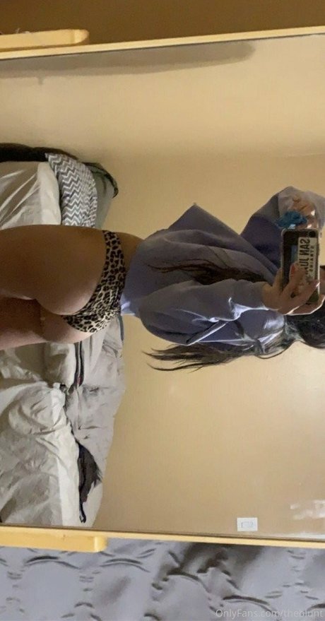 theblunt nudes model img