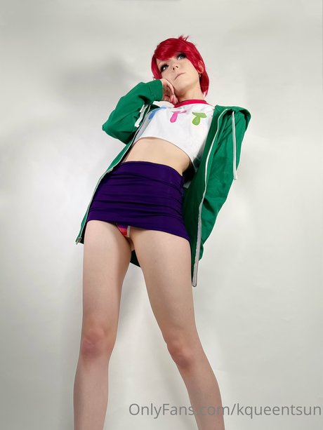 _Emily Something star free pictures