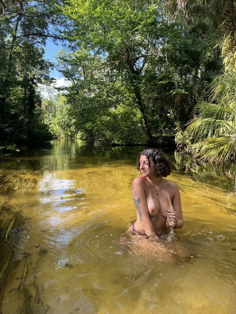 Starrysigh free actress images