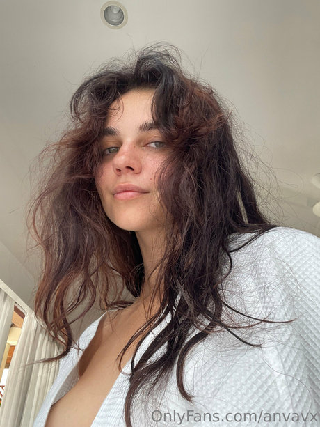 thick girls onlyfans hot image