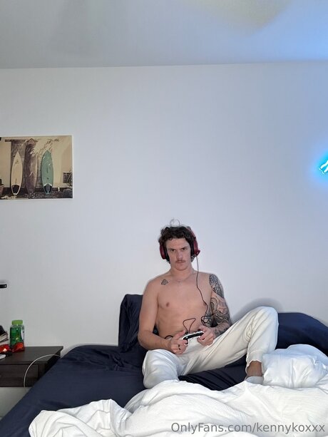 Kennykoxxx model free photo