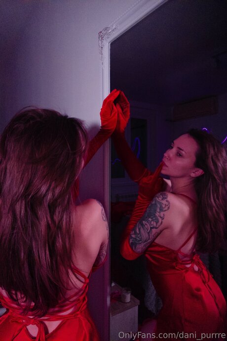 Dani Purrre star exclusive image