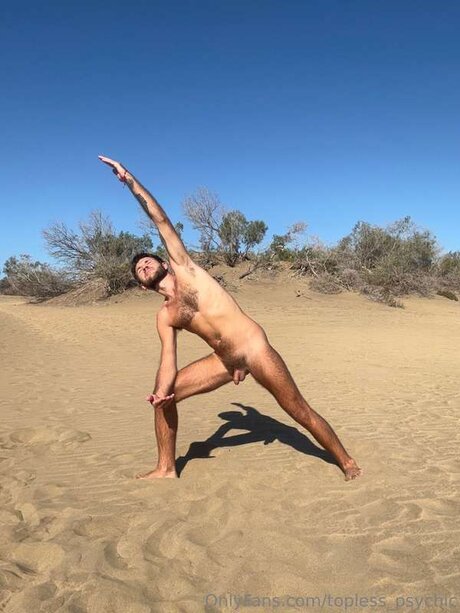 Topless Psychic erotic pornstar img