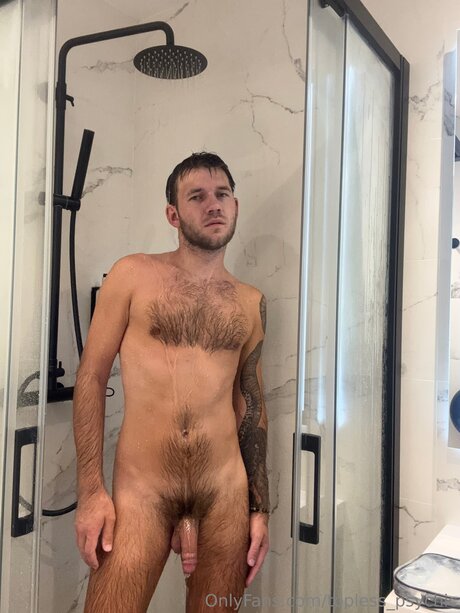 Topless Psychic sexy model pics