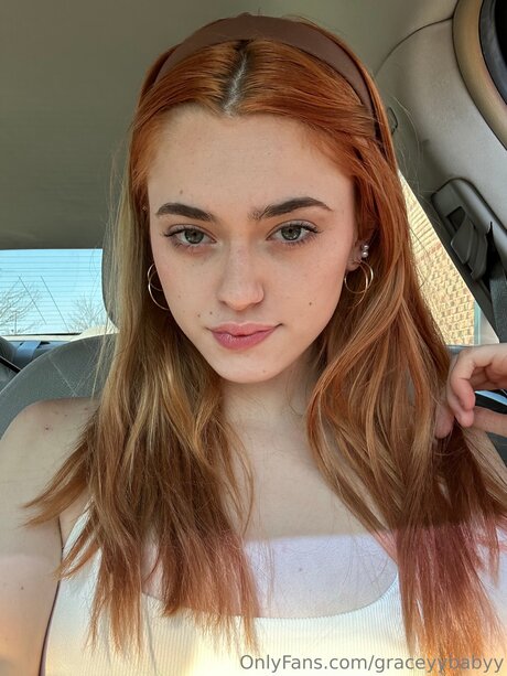 Graceyybabyy model pretty picture