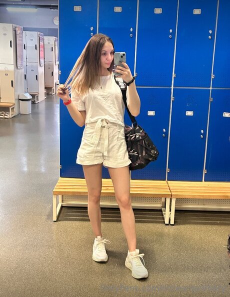 Littleangelmary sexy model galleries