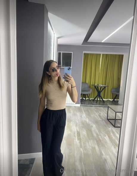 Littleangelmary nice actress picture