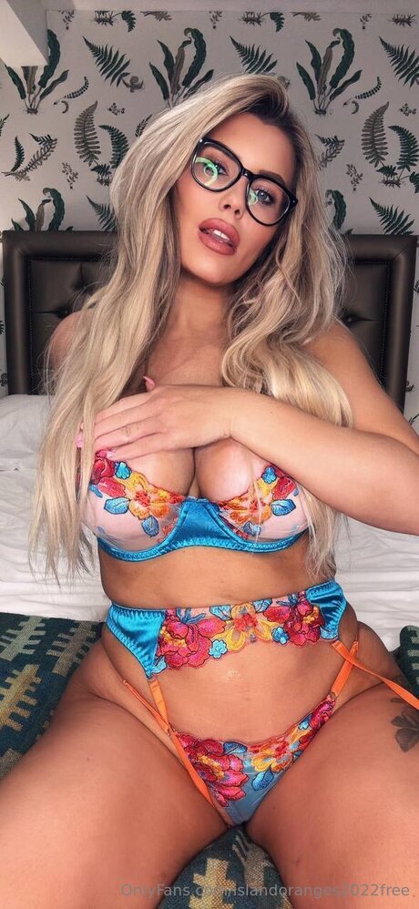 hairy granny onlyfans hot images