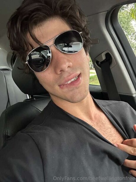 Beefwellingtonfree star xxx archive