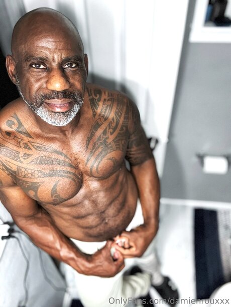 Damienrouxxx exclusive pornstar image