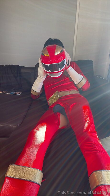 U43444789 star hot pictures