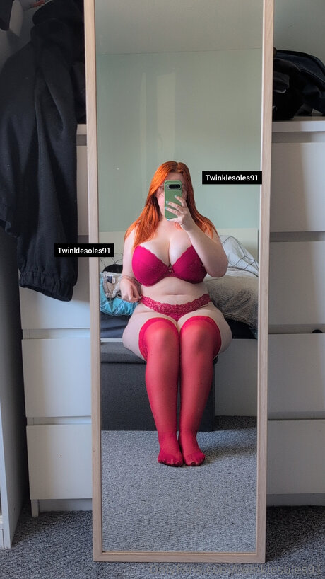 Twinklesoles91 sex actress image