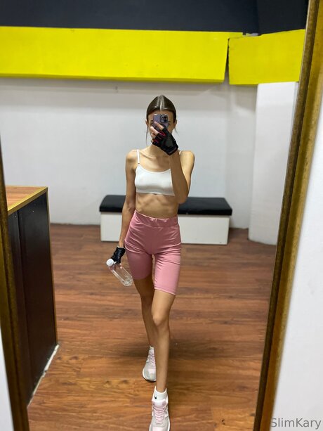 Slimkary sexy star pics