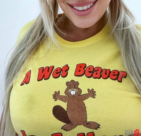 famous onlyfans beautiful xxx pic