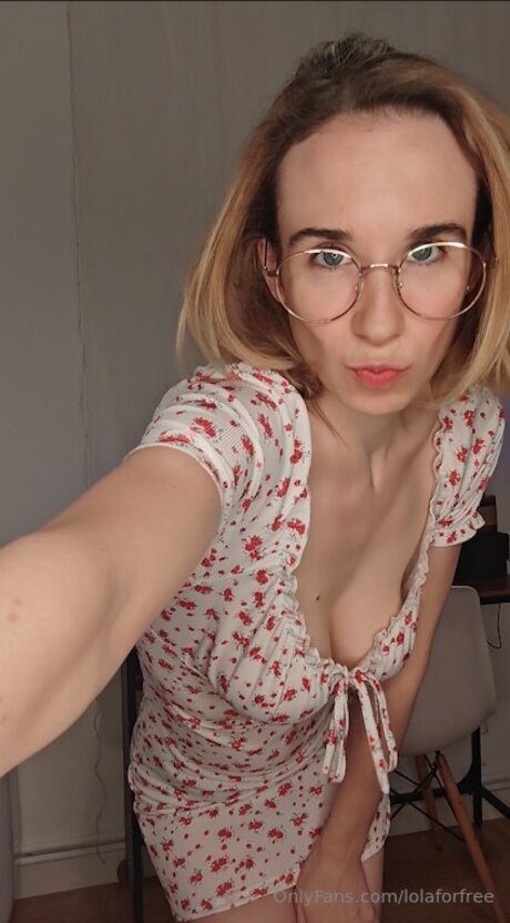 Lolaforfree model nudes picture