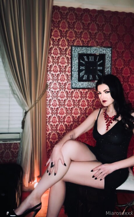 Miarosexxx sexy pornstar pic