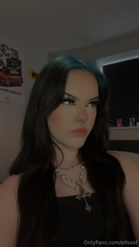 Ellsxof perfect actress photo