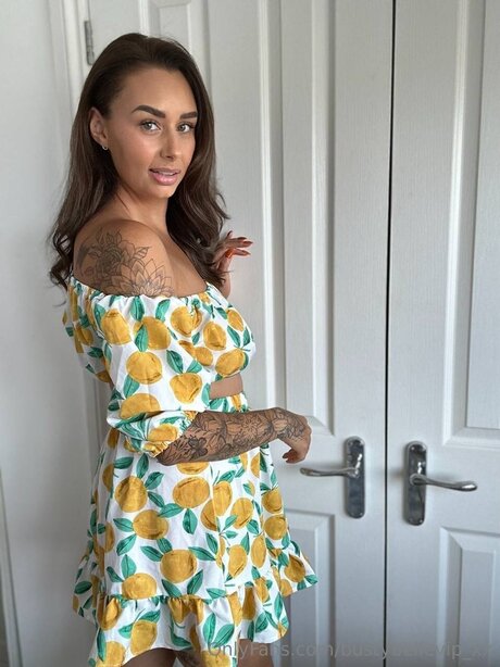 Bustybellevip Xx star adult img