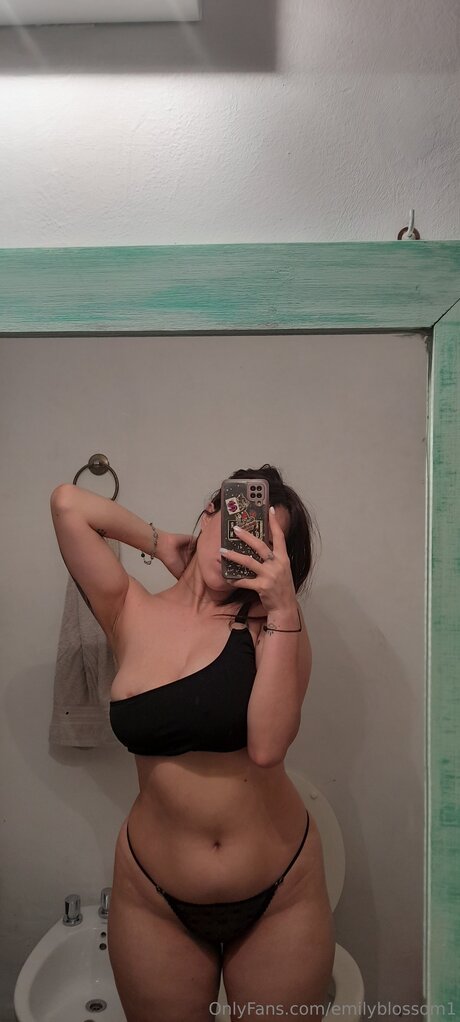 Emilyblossom1 top actress galleries