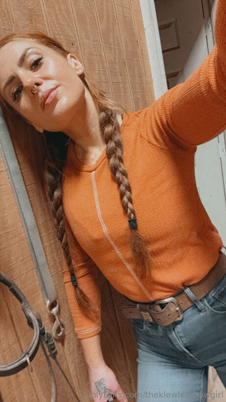 Theklewlesscowgirl adult star img
