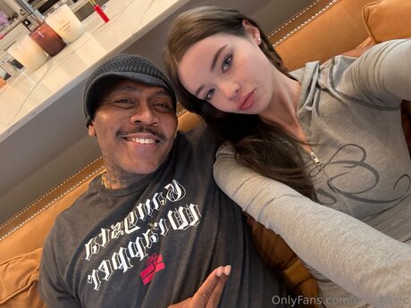 Okiichloeo top pornstar galleries