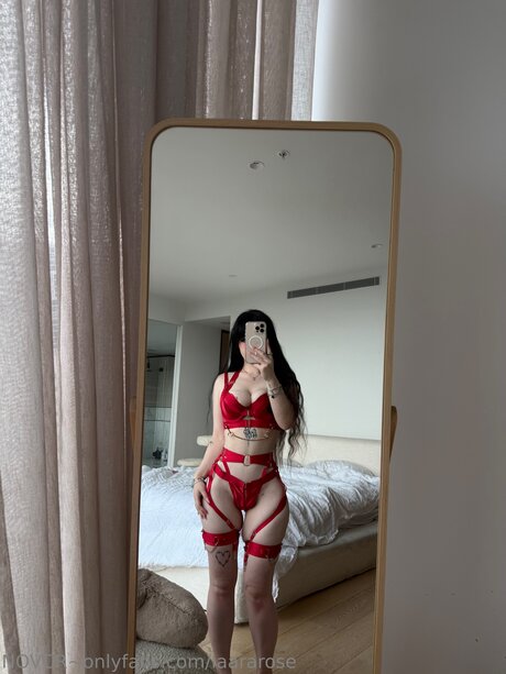 Laararose model pornographic pics