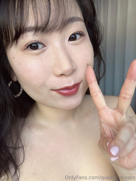 Queen Misato star best picture