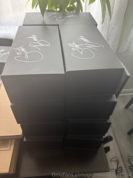 Girthbrooks Official pornstar hd image