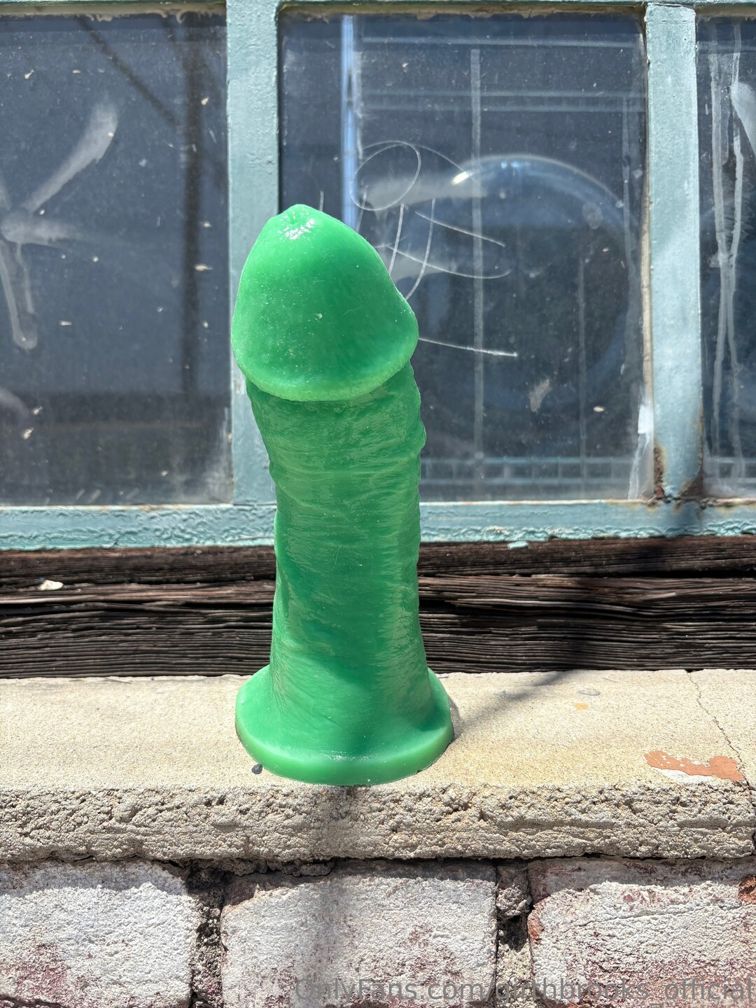 Girthbrooks Official model nudes images