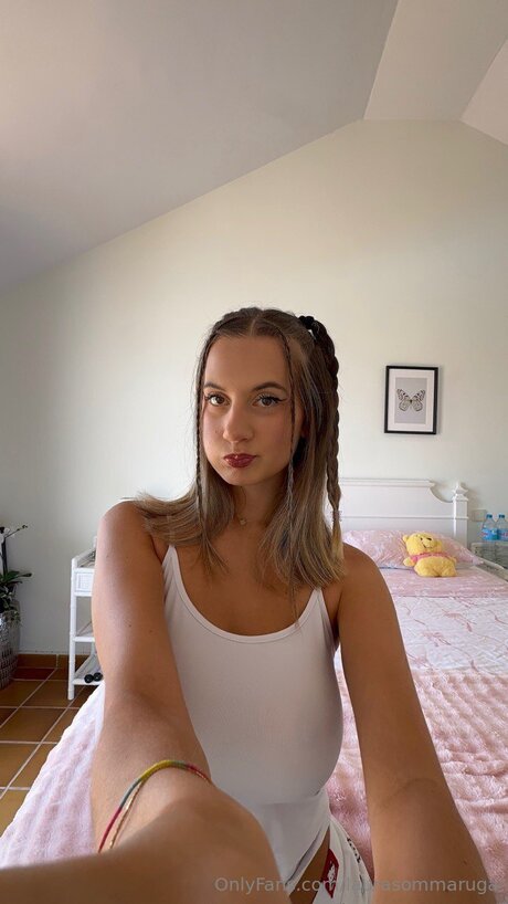 Laurasommaruga nude actress image