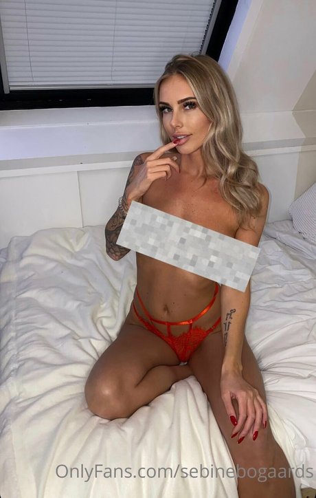 extreme onlyfans nude picture