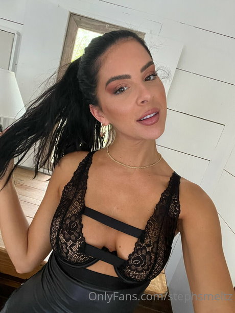 Stephanie Smeltz nudes actress photo