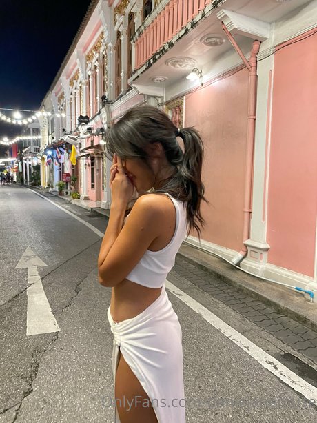 oiled tits onlyfans nude img